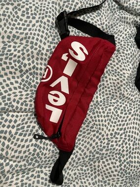 Levi's Red Fannypack